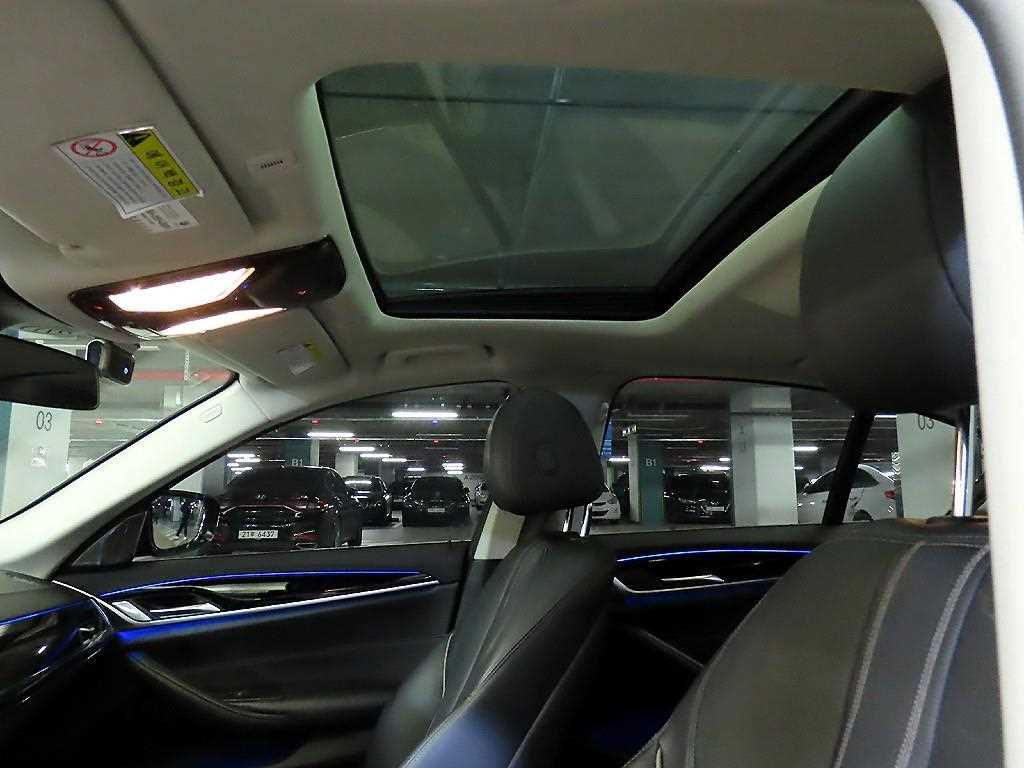 BMW 5 Series 2018 Azul - Importación desde Corea - HF Imports Iquique - Foto 17