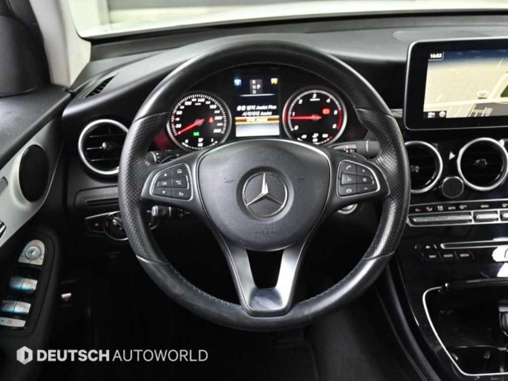 Mercedes Benz GLC Class 2016 Blanco - Importación desde Corea - HF Imports Iquique - Foto 13