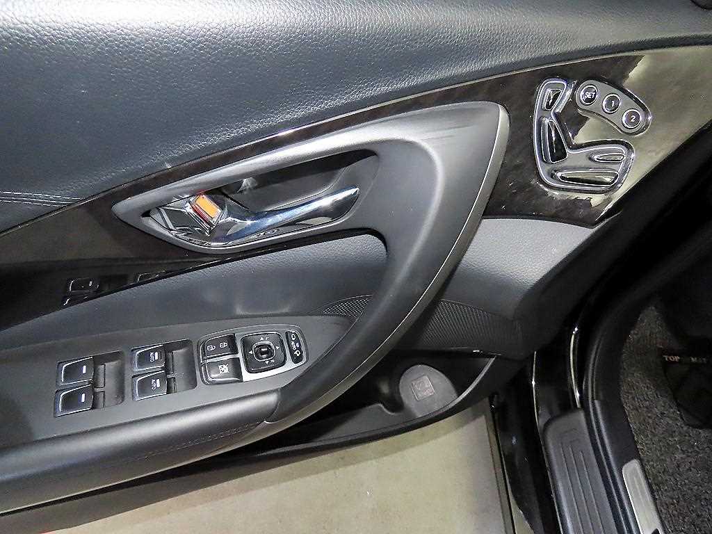 HYUNDAI Grandeur 2016 Negro - Importación desde Corea - HF Imports Iquique - Foto 13