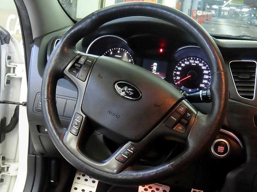 KIA K7 - Vista 8