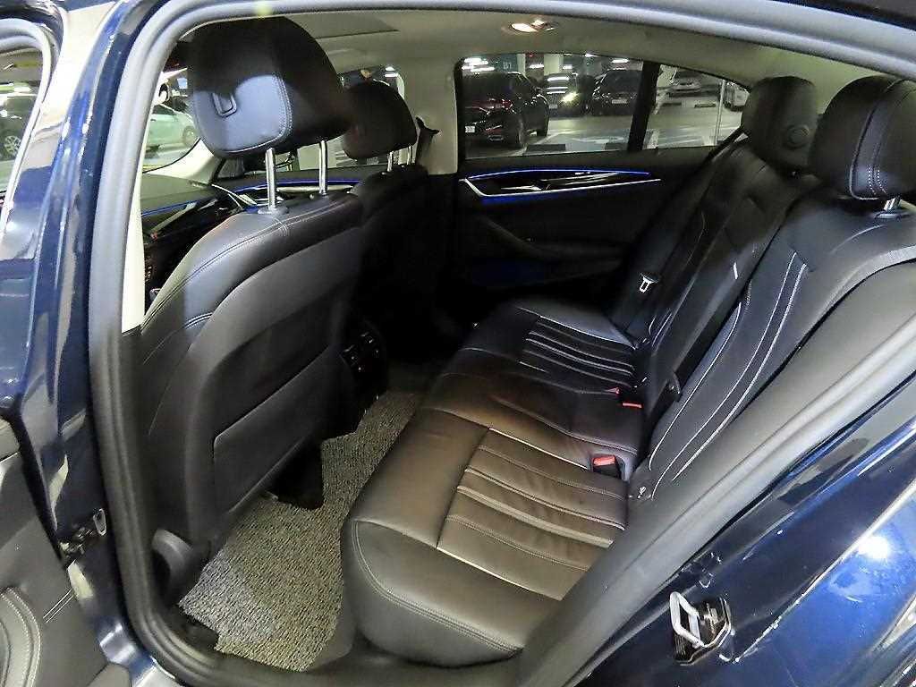 BMW 5 Series - Vista 7