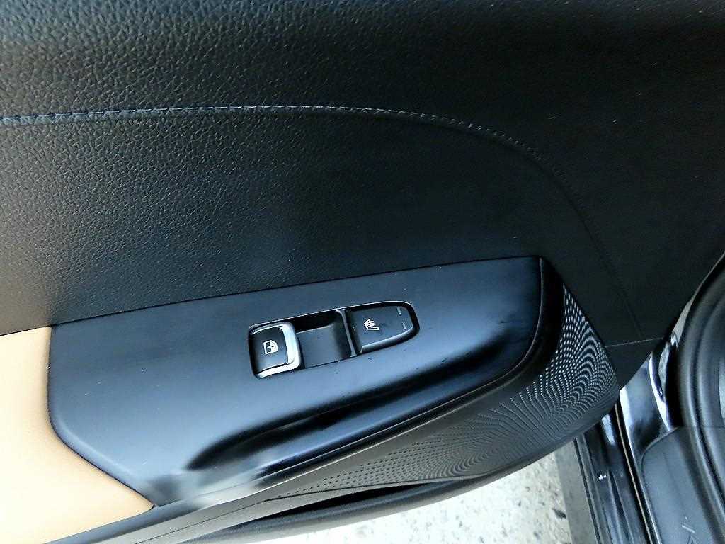 KIA K5 2022 Negro - Importación desde Corea - HF Imports Iquique - Foto 17