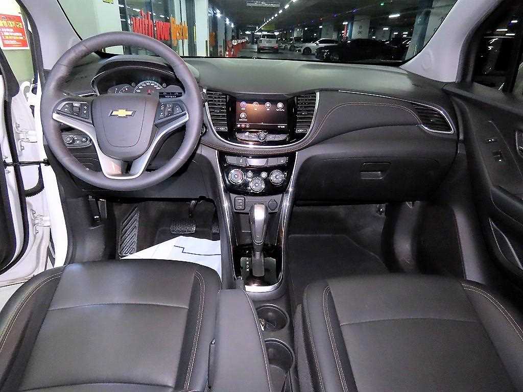 Chevrolet Trax - Vista 10