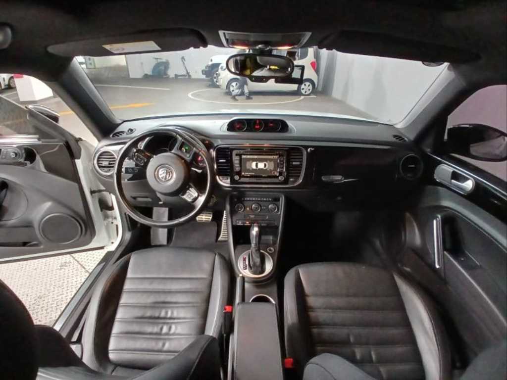 Volkswagen Beetle - Vista 6