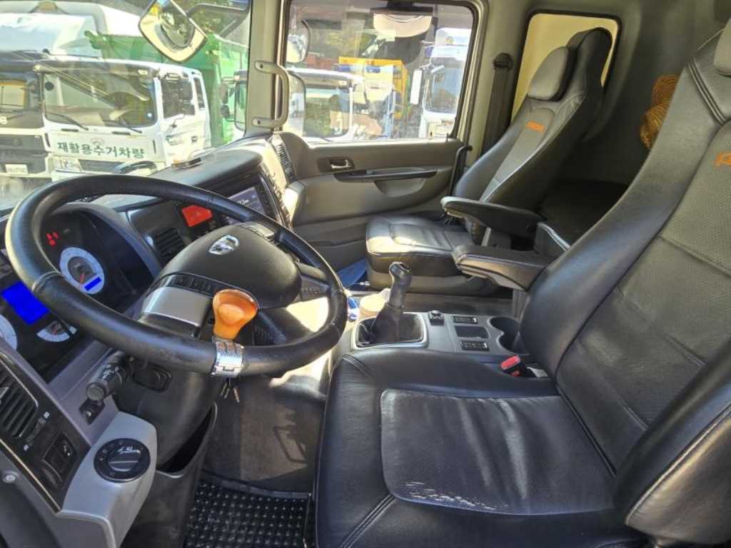 medium and large cargo Cargo - Vista 12