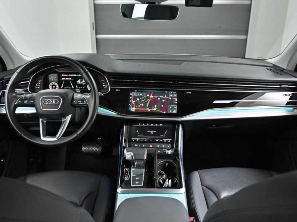 Audi Q7 - Vista 7