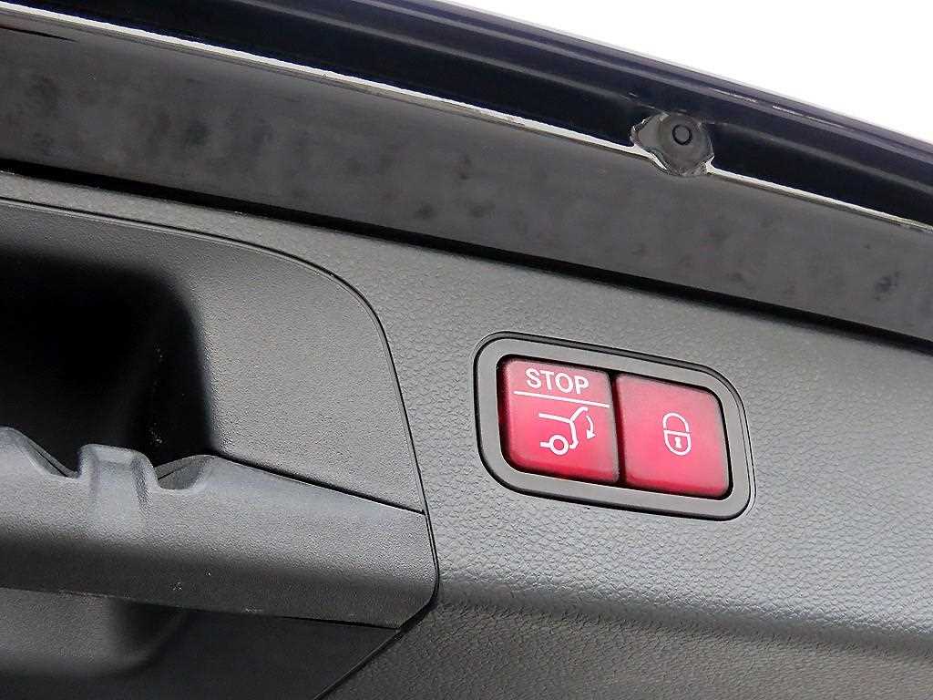 Mercedes Benz GLC Class 2020 Negro - Importación desde Corea - HF Imports Iquique - Foto 16