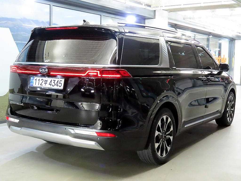 KIA Carnival - Vista 4