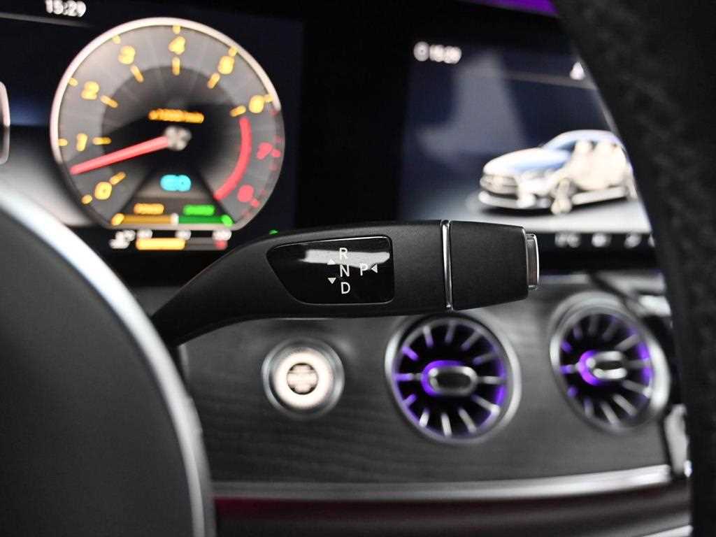 Mercedes Benz CLS Class - Vista 9