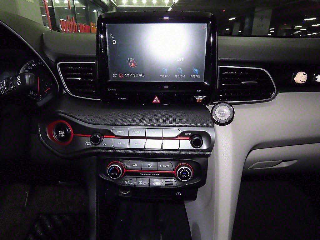 HYUNDAI Veloster - Vista 11