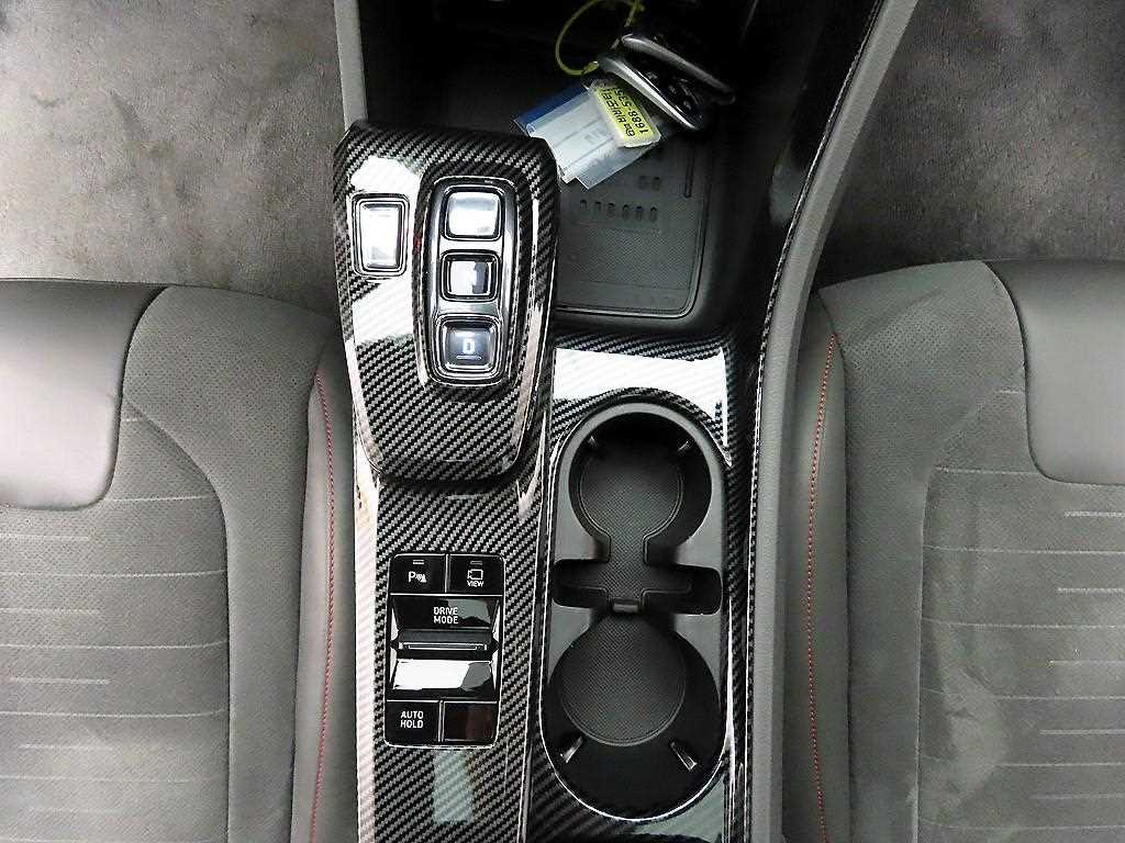 HYUNDAI Sonata - Vista 10