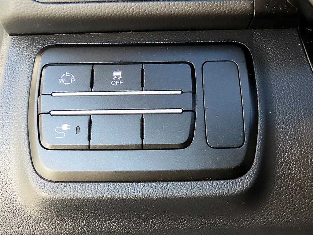 Ssangyong Tivoli 2016 Blanco - Importación desde Corea - HF Imports Iquique - Foto 13