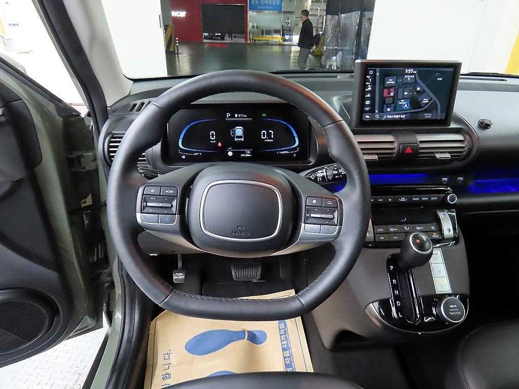 HYUNDAI Casper - Vista 9