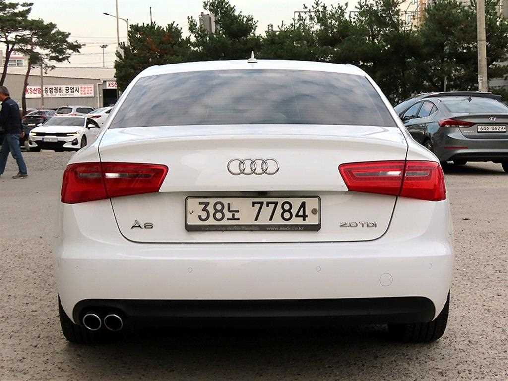 Audi A6 - Vista 4