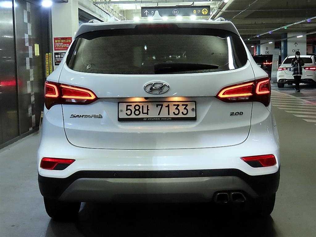 HYUNDAI Santa Fe - Vista 5