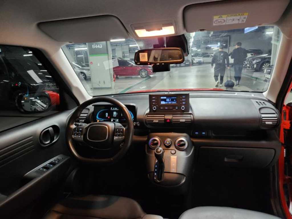 HYUNDAI Casper - Vista 7