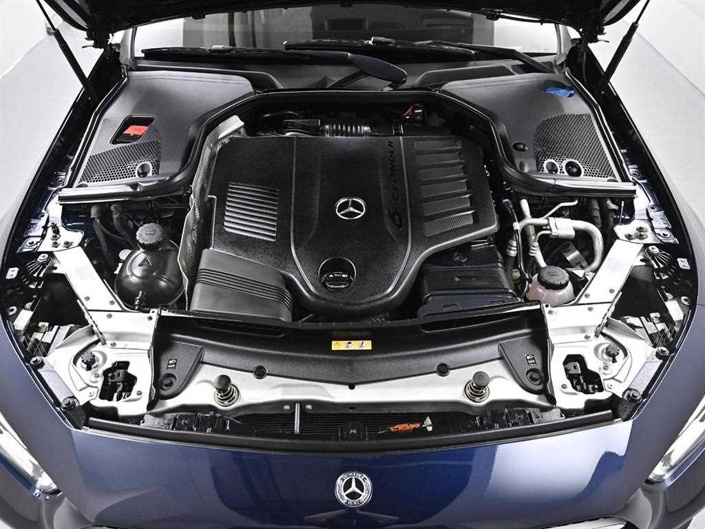 Mercedes Benz CLS Class - Vista 6