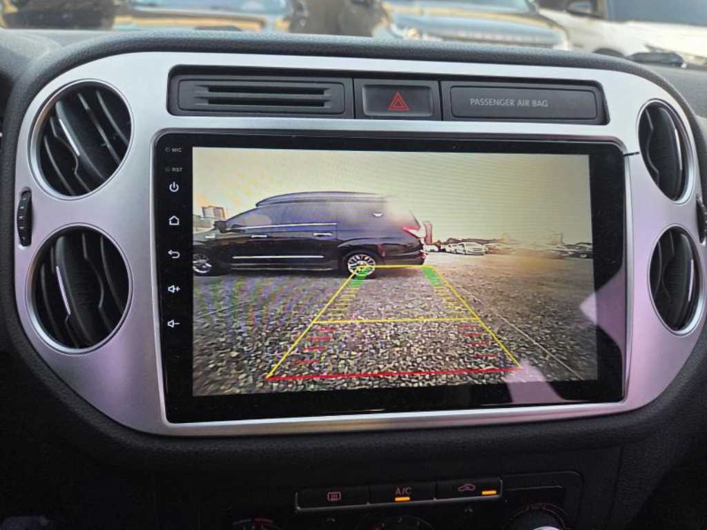 Volkswagen Tiguan - Vista 10