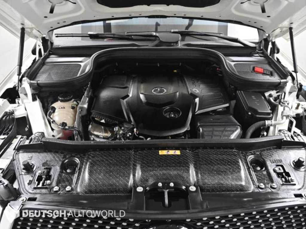 Mercedes Benz GLE Class - Vista 6