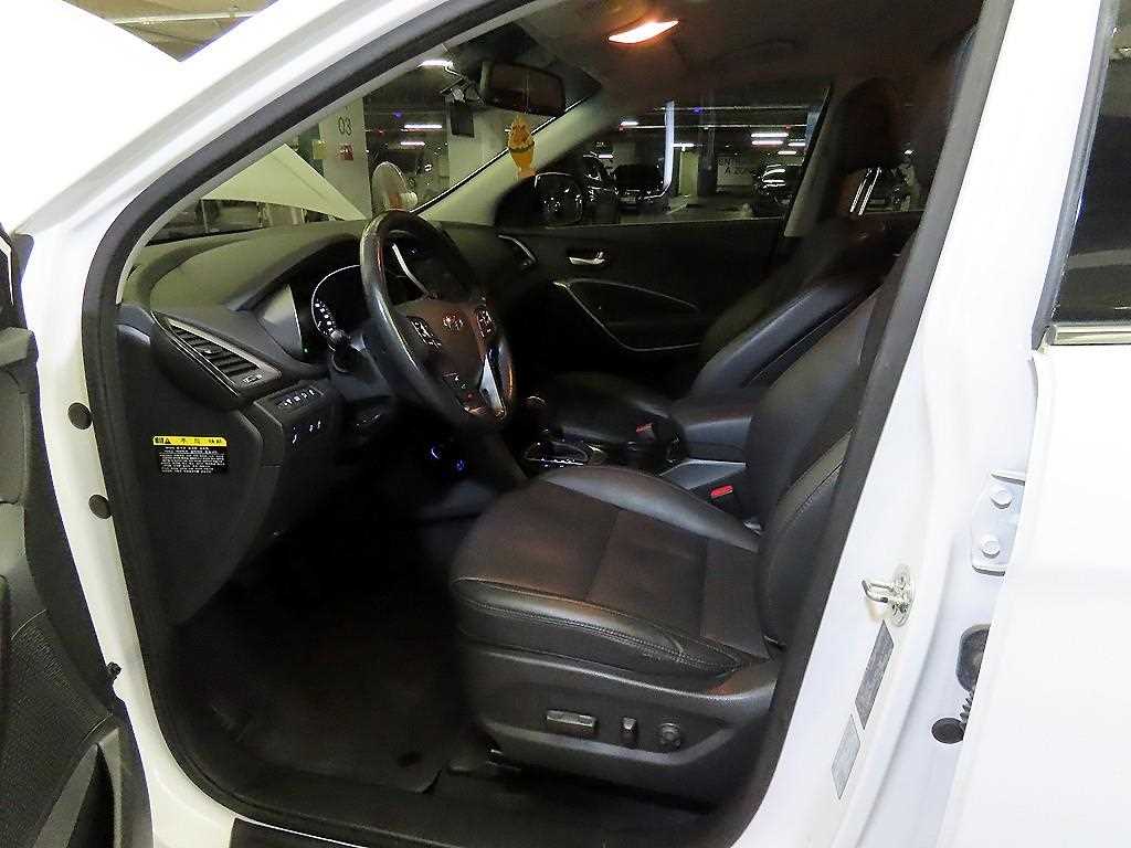 HYUNDAI Santa Fe - Vista 6