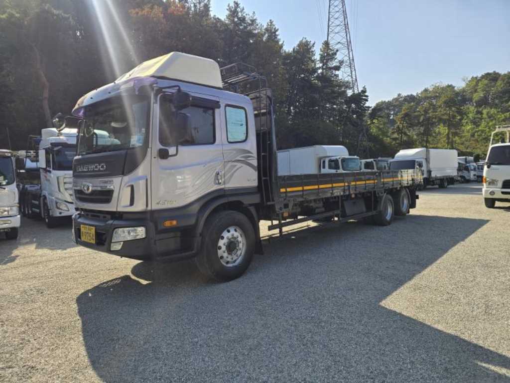 medium and large cargo Cargo - Vista 2