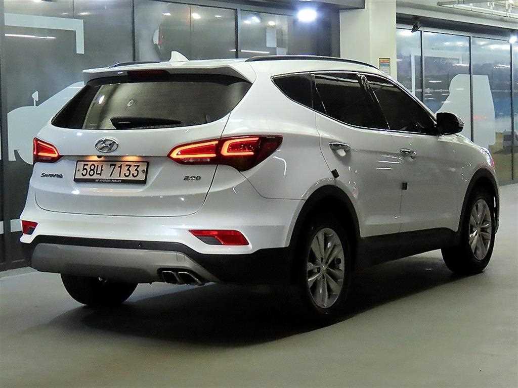 HYUNDAI Santa Fe - Vista 4