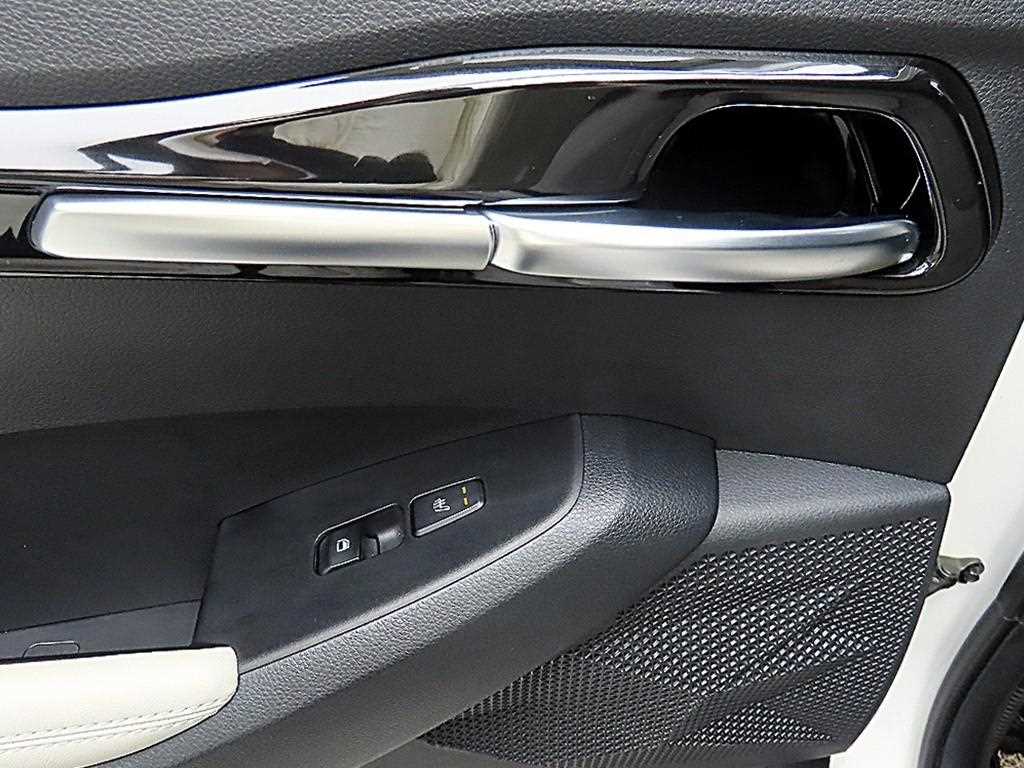 KIA Seltos - Vista 12