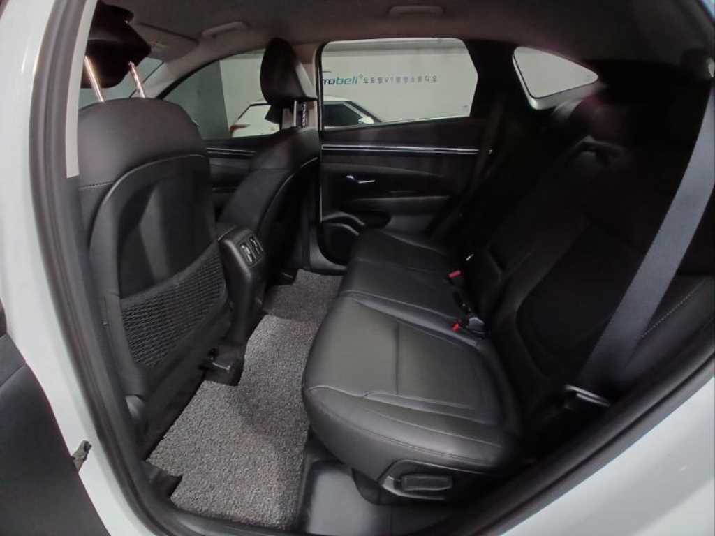 HYUNDAI Tucson - Vista 7