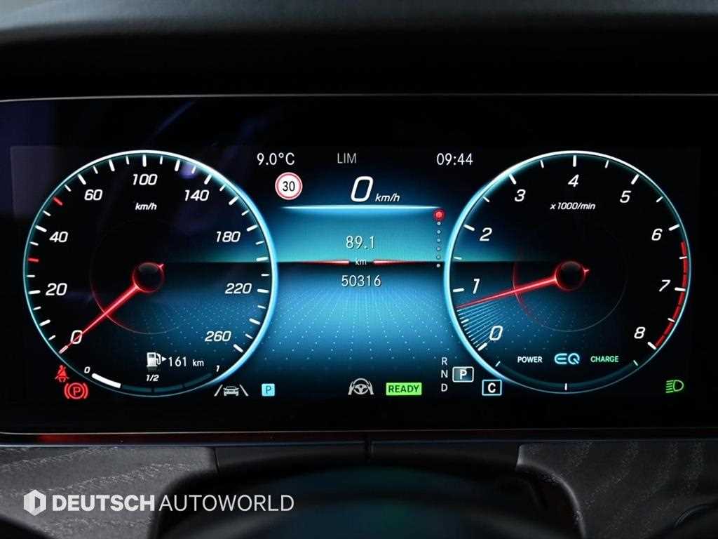 Mercedes Benz E class - Vista 8