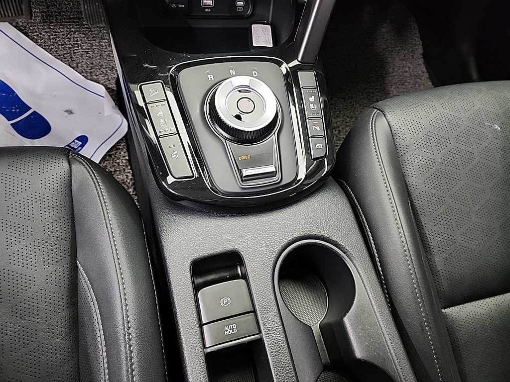 KIA Seltos - Vista 8