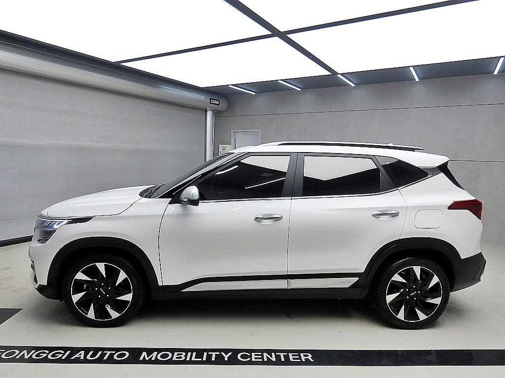 KIA Seltos - Vista 4