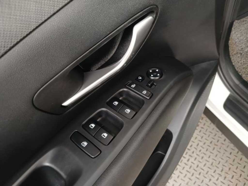 HYUNDAI Tucson - Vista 8