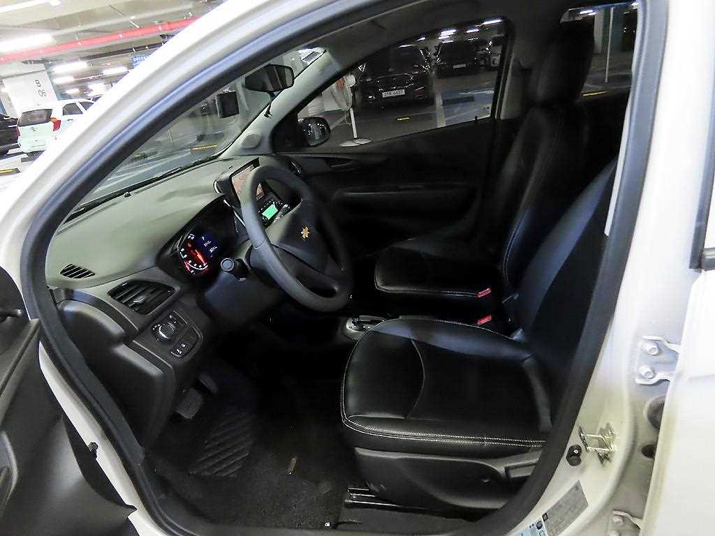 Chevrolet Spark - Vista 6