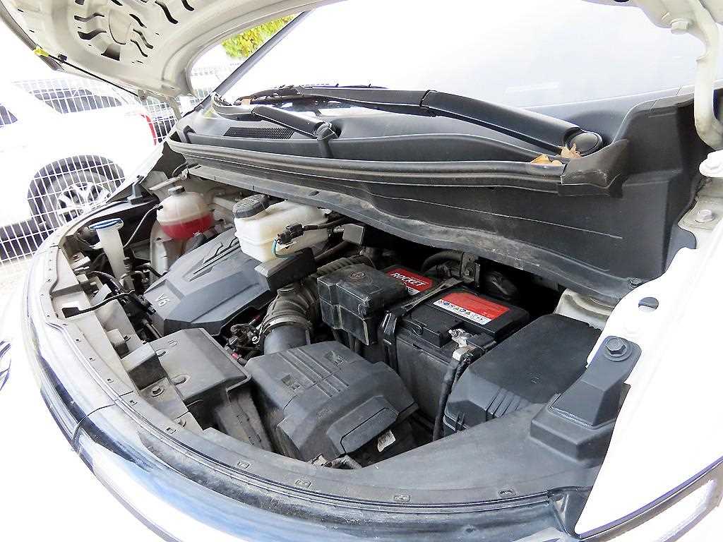 HYUNDAI Staria 2023 Blanco - Importación desde Corea - HF Imports Iquique - Foto 16