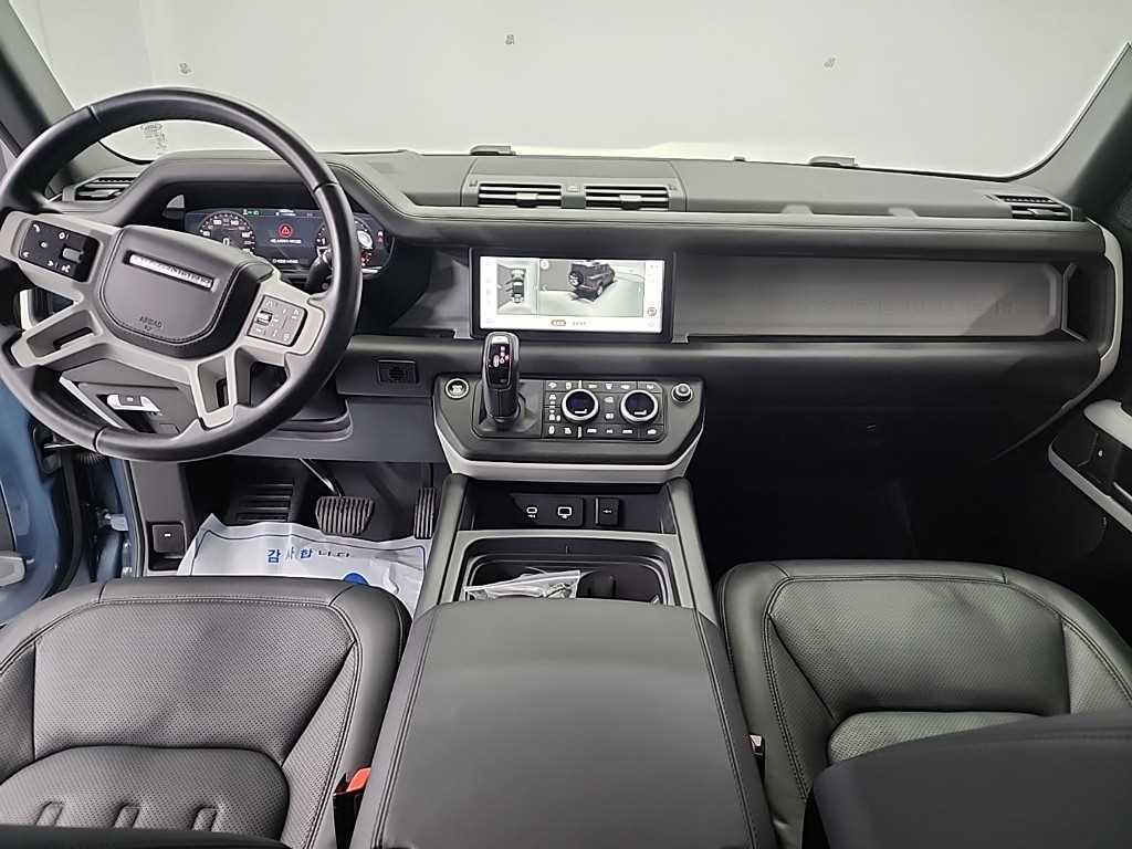 Land Rover Defender - Vista 7