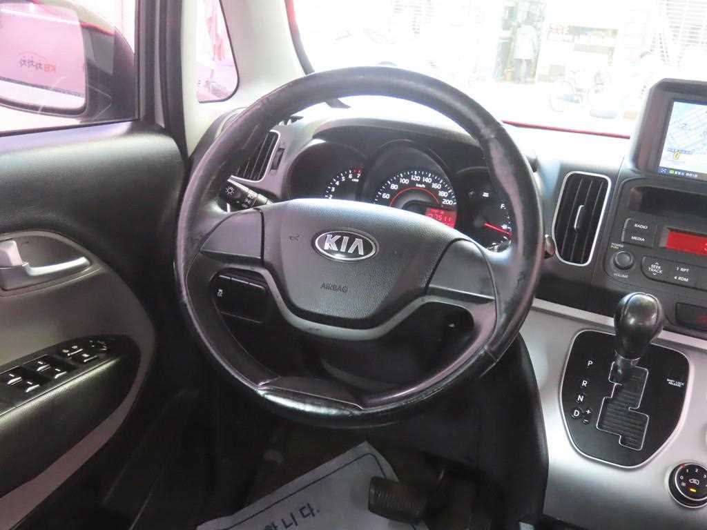 KIA Ray 2016 Plateado - Importación desde Corea - HF Imports Iquique - Foto 15