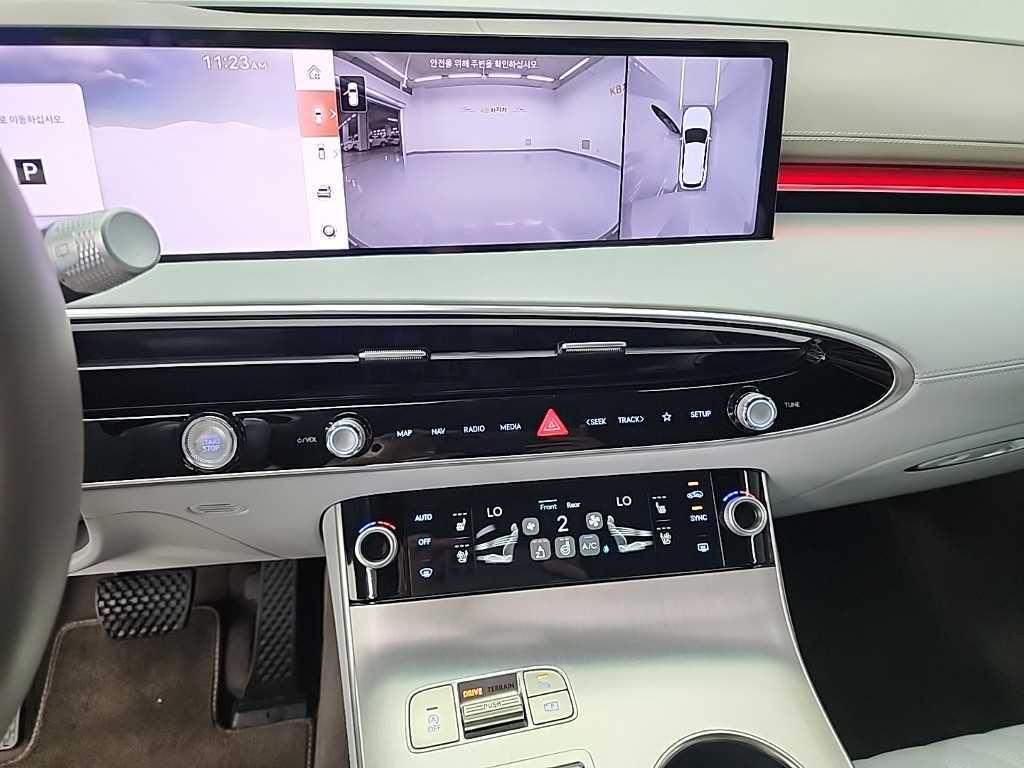 Genesis GV70 - Vista 10