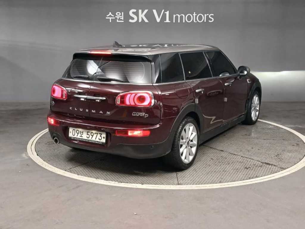 Mini Clubman - Vista 4