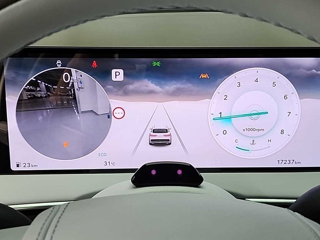 Genesis GV70 - Vista 6