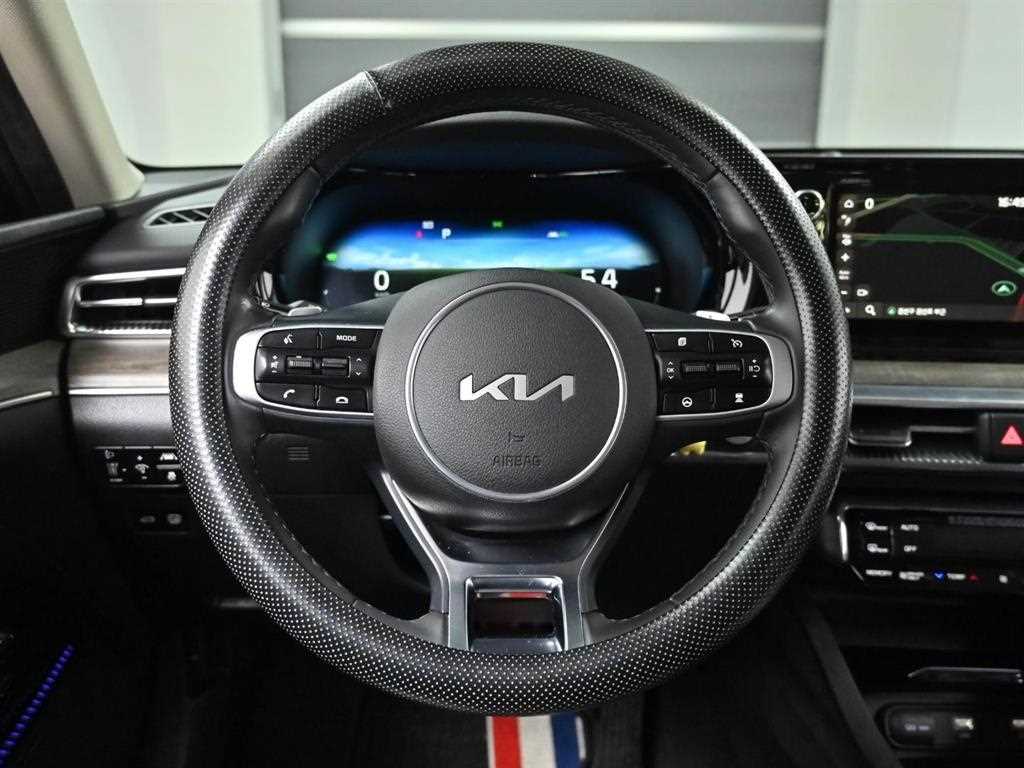 KIA K5 2022 Negro - Importación desde Corea - HF Imports Iquique - Foto 13