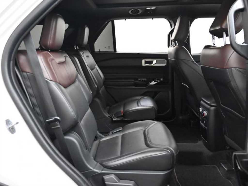 Ford Explorer - Vista 12