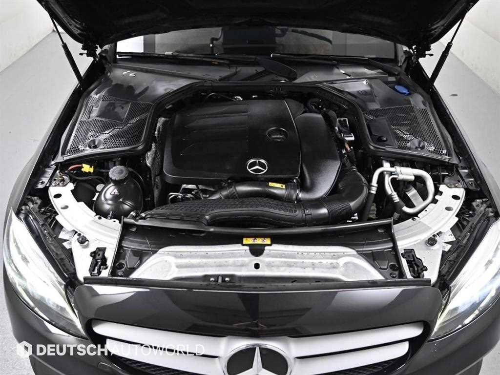 Mercedes Benz C Class - Vista 6