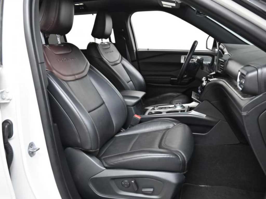 Ford Explorer - Vista 10