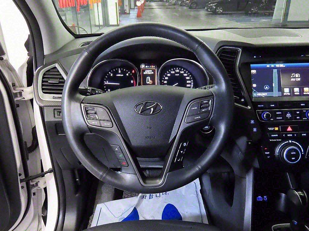 HYUNDAI Santa Fe - Vista 8