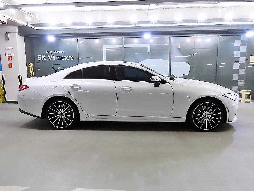 Mercedes Benz CLS Class - Vista 4