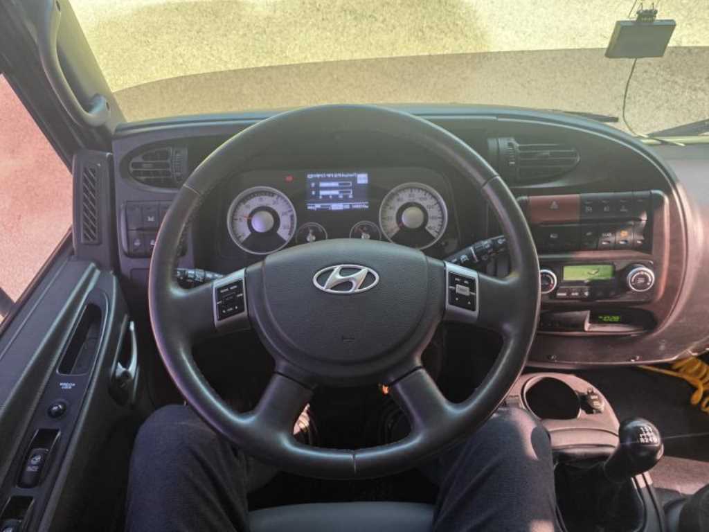 medium and large cargo Cargo 2020 Blanco - Importación desde Corea - HF Imports Iquique - Foto 17