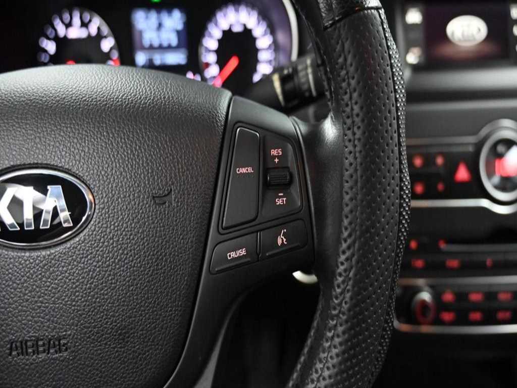 KIA K7 2015 Negro - Importación desde Corea - HF Imports Iquique - Foto 18