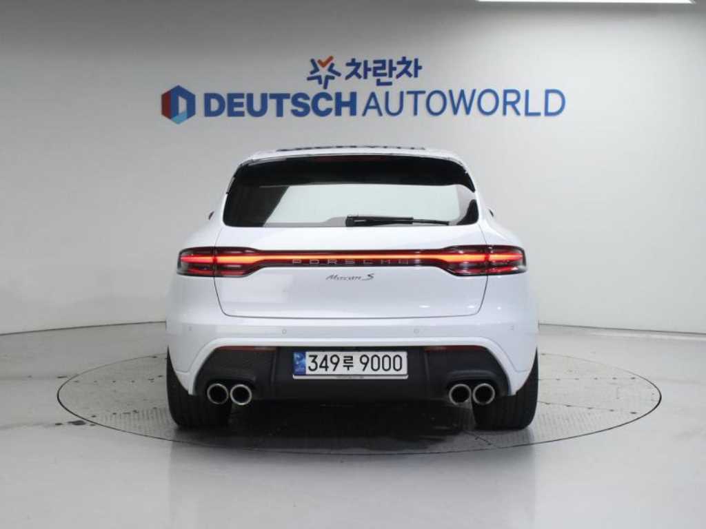 Porsche Macan - Vista 4