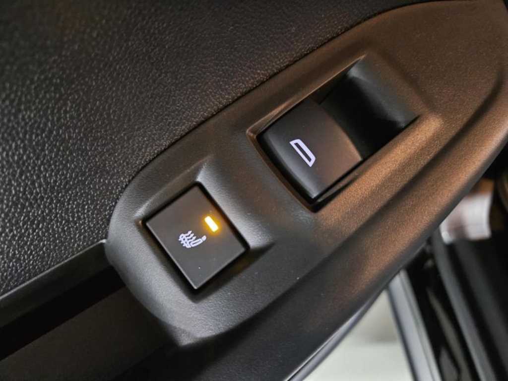 Chevrolet Trail Blazer 2025 Negro - Importación desde Corea - HF Imports Iquique - Foto 15