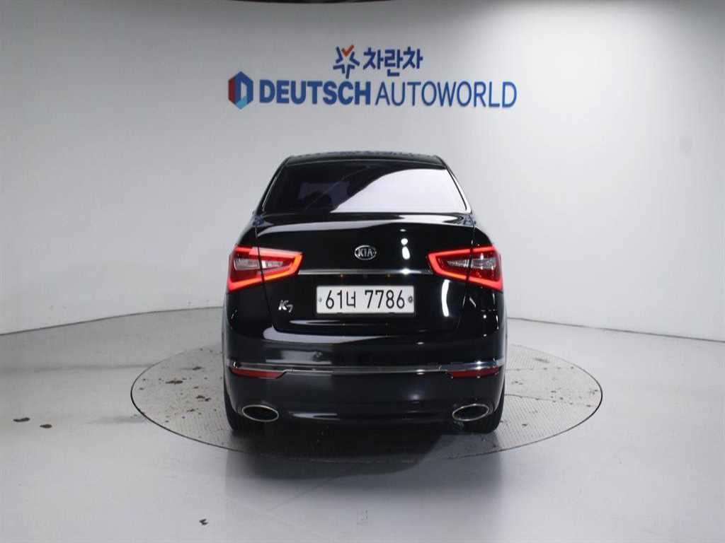 KIA K7 - Vista 4